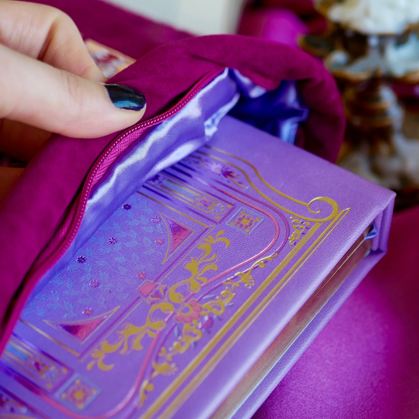 PINK IRIDESCENCE BOOK & IPAD SLEEVE