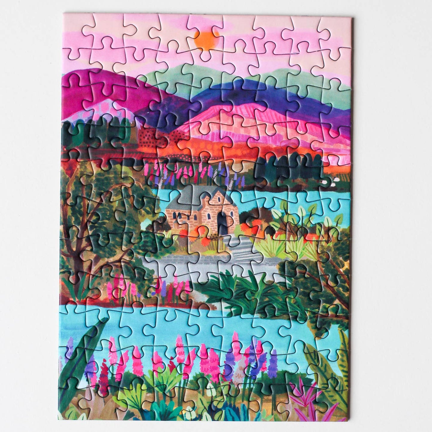 Lake Tekapo mini puzzle, 99 pieces