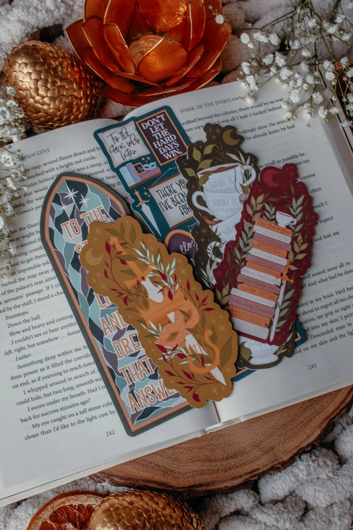 ACOTAR Dread Trove Die-Cut Bookmark