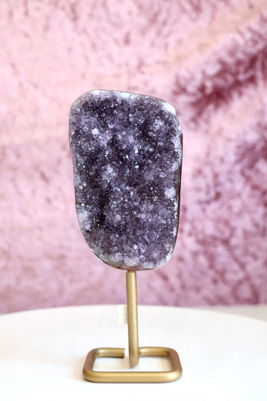 Amethyst on Stand 002