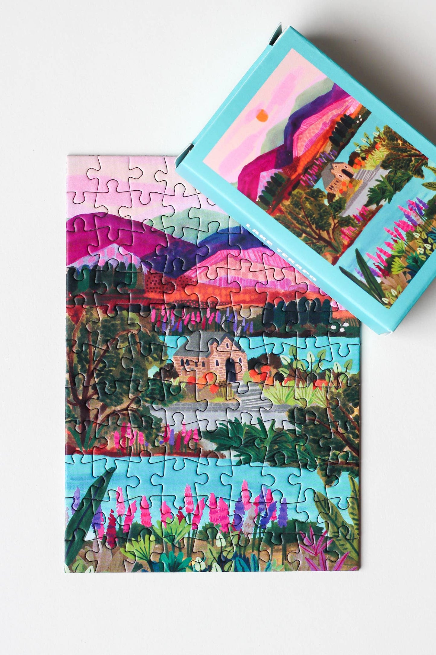 Lake Tekapo mini puzzle, 99 pieces